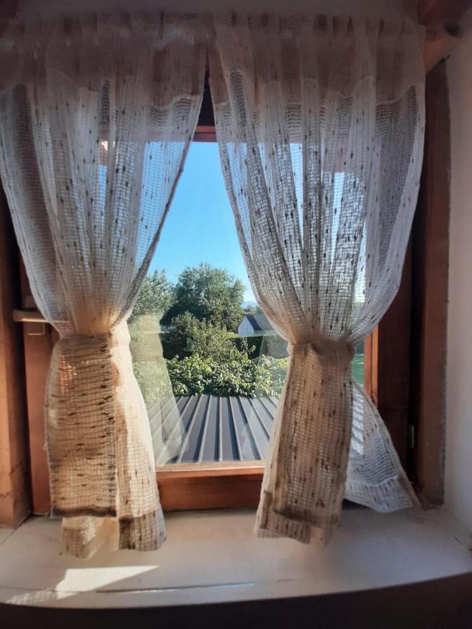 Balabani Local Stay Golubovci Buitenkant foto